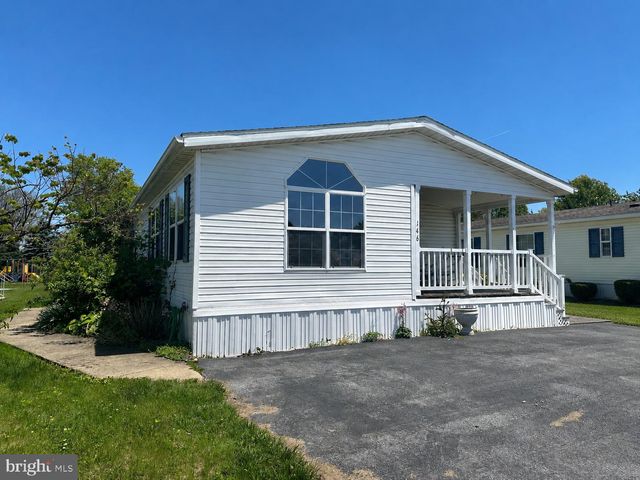 146 TULIP CIR, Ephrata, PA 17522