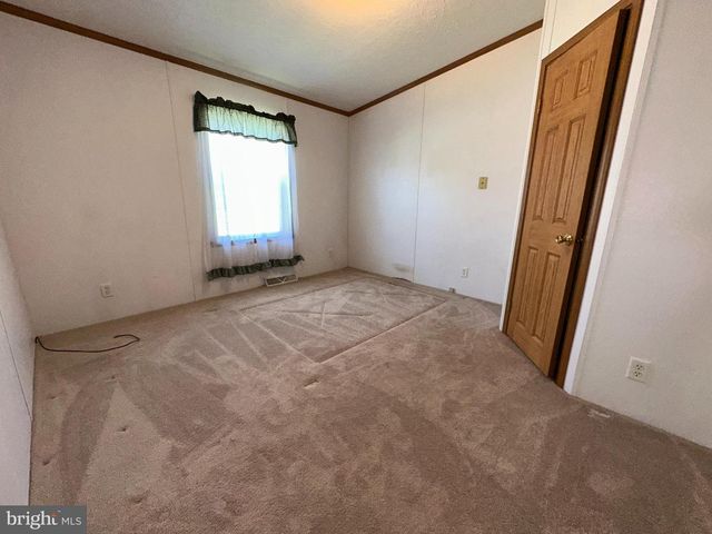 146 TULIP CIR, Ephrata, PA 17522
