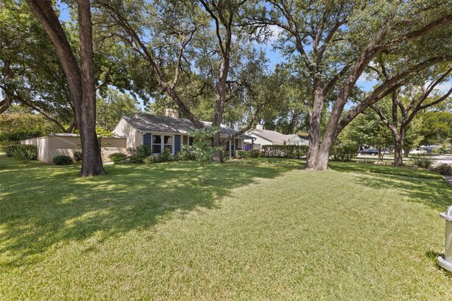 6348 Darwood Avenue, Fort Worth, TX 76116