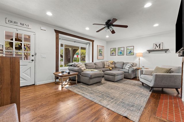 6348 Darwood Avenue, Fort Worth, TX 76116