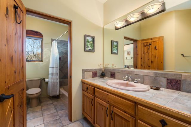 114 Veronica Court, Corrales, NM 87048