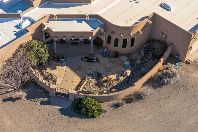 114 Veronica Court, Corrales, NM 87048