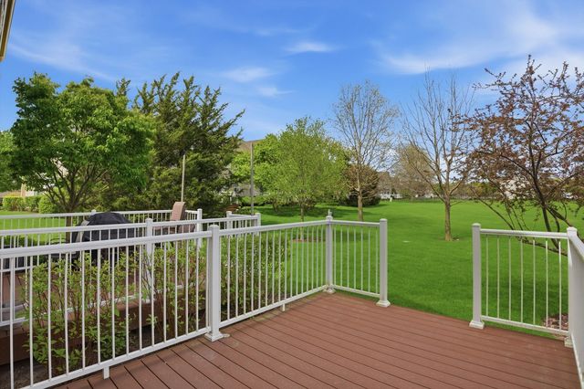 918 Oak Ridge Boulevard, Elgin, IL 60120