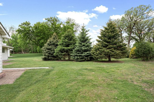 307 14th Place NW, Austin, MN 55912