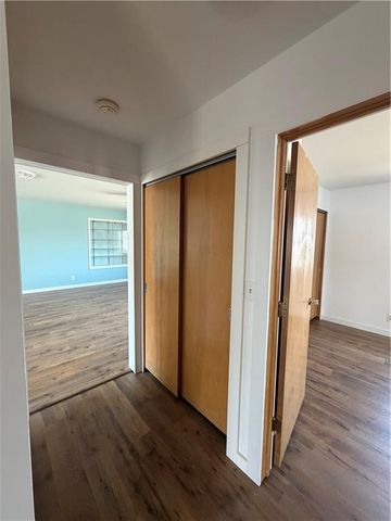 325 E 4th Street, Maryville, MO 64468