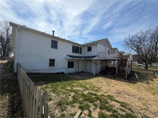 325 E 4th Street, Maryville, MO 64468