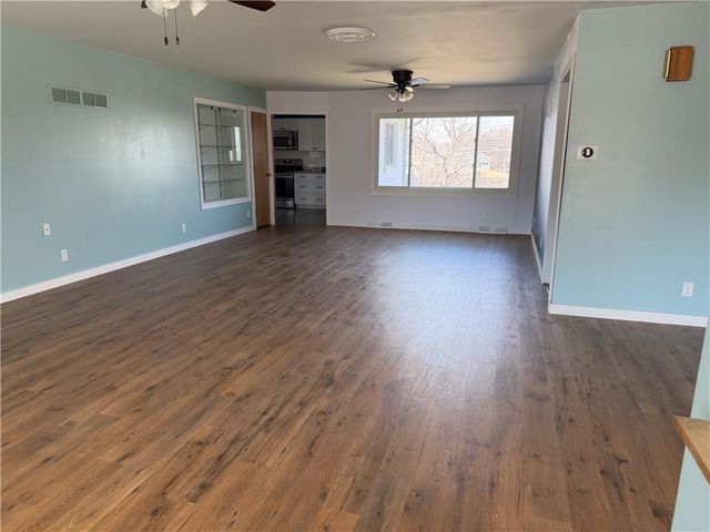 325 E 4th Street, Maryville, MO 64468