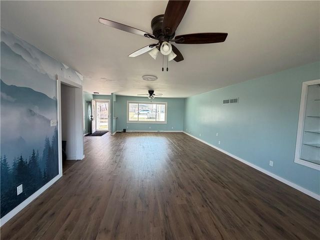 325 E 4th Street, Maryville, MO 64468