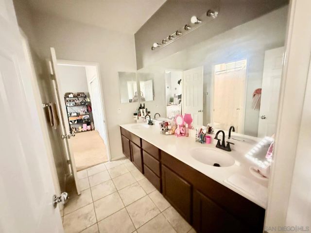 1512 Yanonali Avenue, Chula Vista, CA 91913