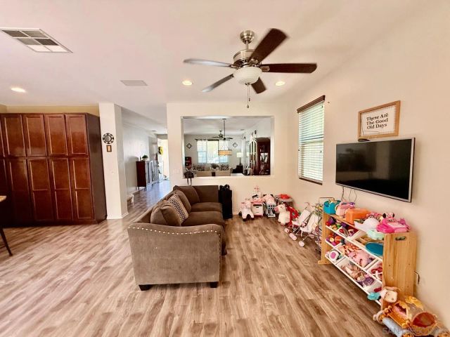 1512 Yanonali Avenue, Chula Vista, CA 91913