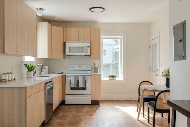 26 Princeton St 26, Medford, MA 02155