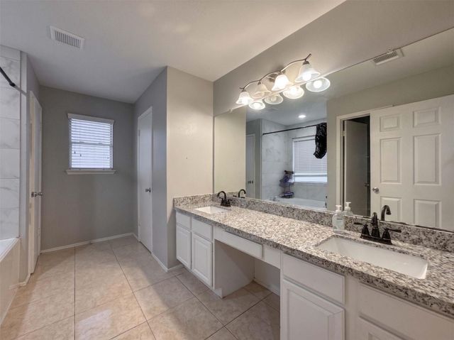 2023 Ruffian Lane, Stafford, TX 77477