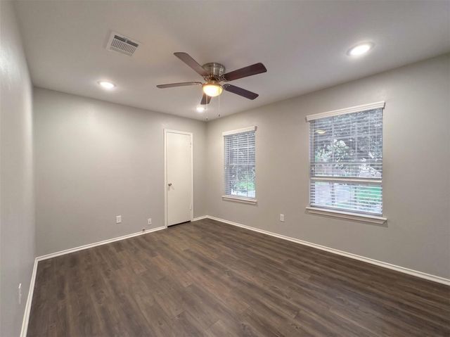 2023 Ruffian Lane, Stafford, TX 77477