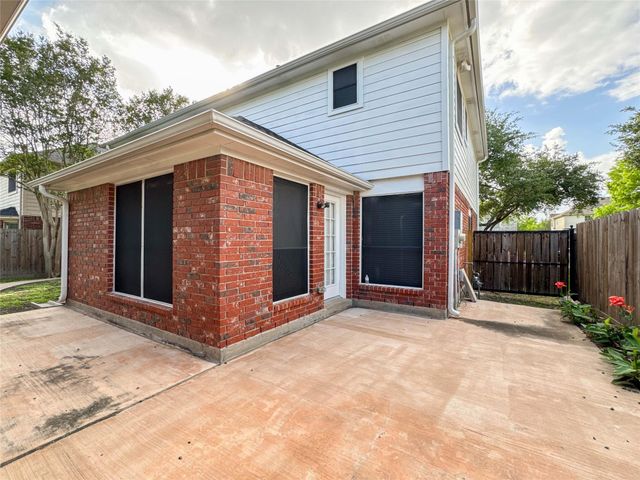 2023 Ruffian Lane, Stafford, TX 77477