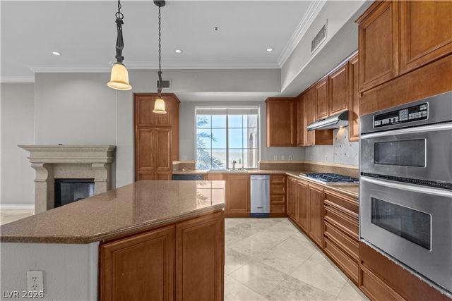 15 Via Mantova 208, Henderson, NV 89011