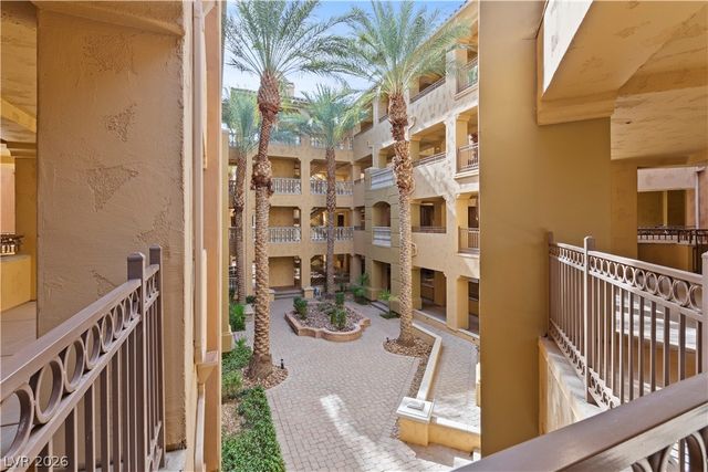 15 Via Mantova 208, Henderson, NV 89011