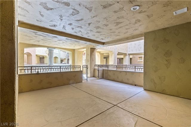 15 Via Mantova 208, Henderson, NV 89011