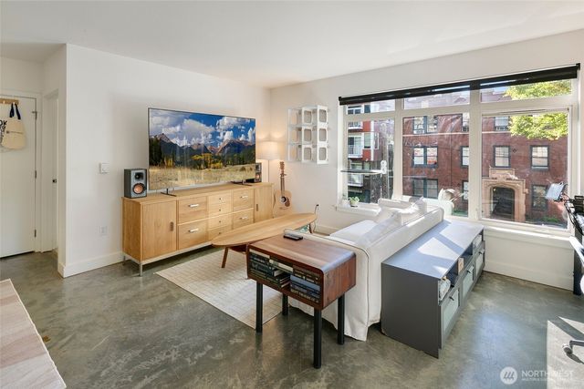1610 Belmont Avenue #211, Seattle, WA 98122
