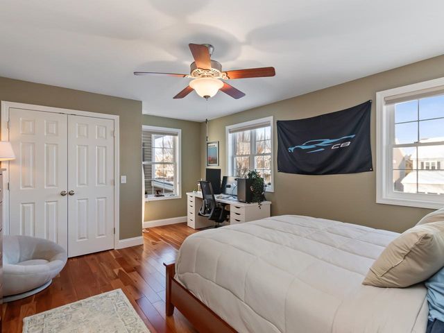 98 Sommerfield Avenue, South Burlington, VT 05403