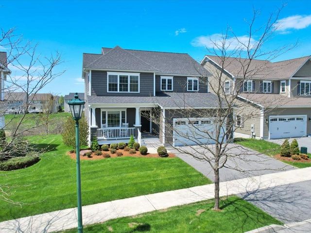 98 Sommerfield Avenue, South Burlington, VT 05403