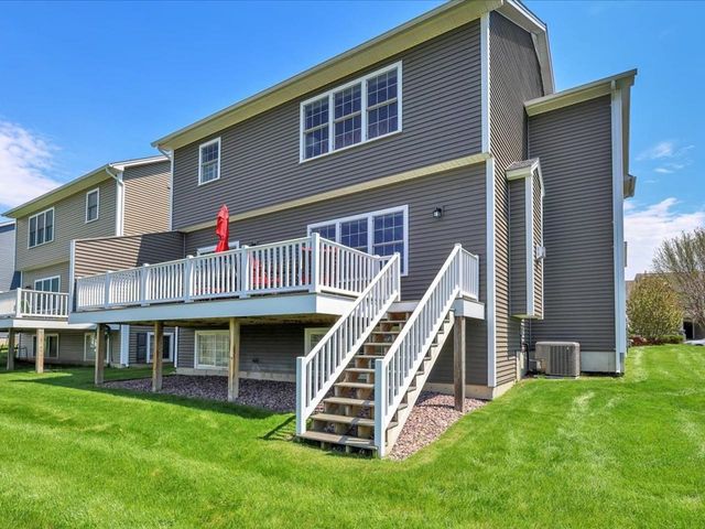 98 Sommerfield Avenue, South Burlington, VT 05403