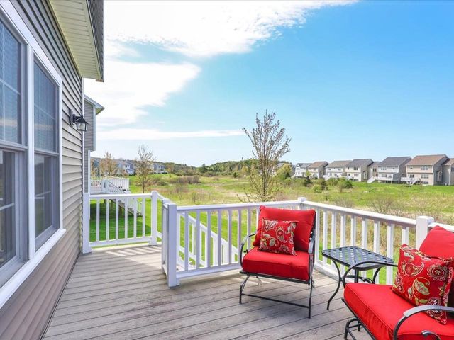 98 Sommerfield Avenue, South Burlington, VT 05403