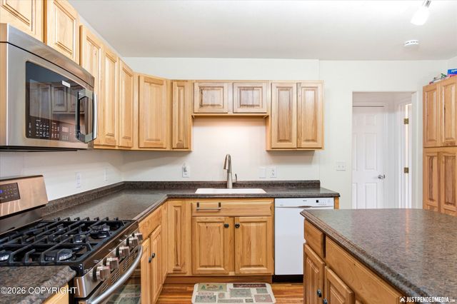 6760 E Bogard Road, Wasilla, AK 99654