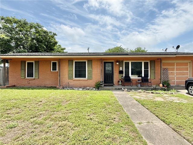 3209 Casa Blanca Dr, Corpus Christi, TX 78411
