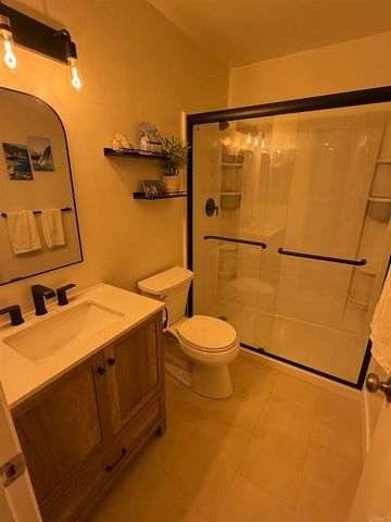 7704 Caminito Tingo 102, Carlsbad, CA 92009