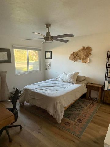 7704 Caminito Tingo 102, Carlsbad, CA 92009