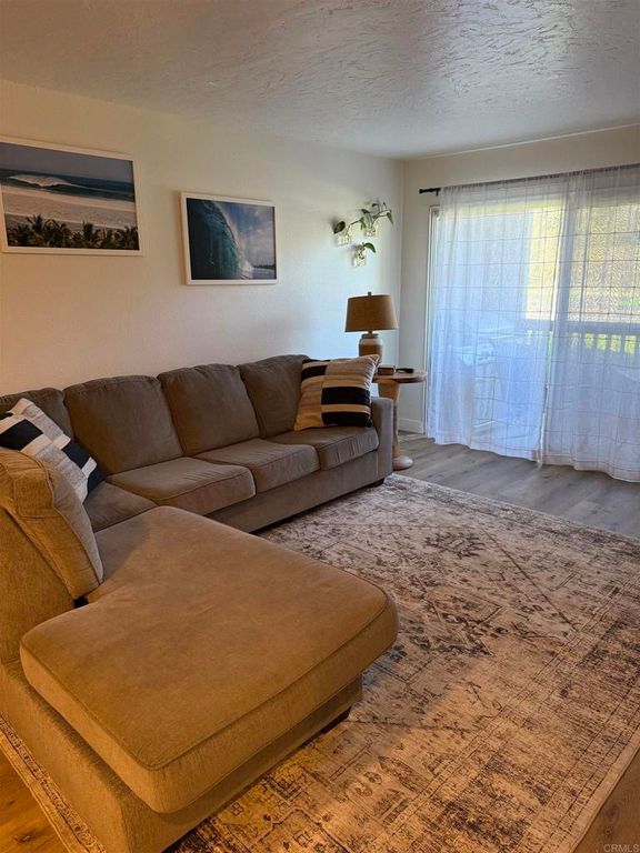 7704 Caminito Tingo 102, Carlsbad, CA 92009