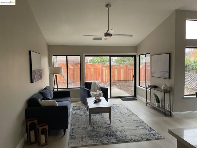 4824 Valley Way, Antioch, CA 94531