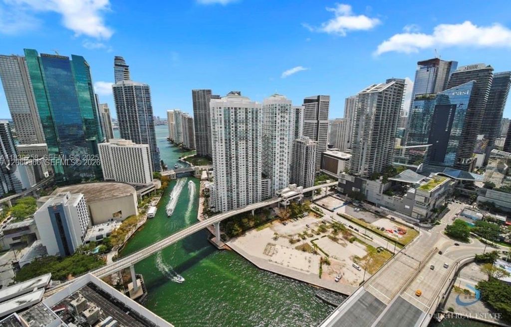 350 S Miami Avenue 3902, Miami, FL 33130