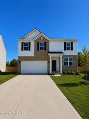 3631 Chaparral Ct, Louisville, KY 40229