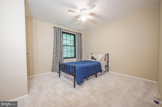 15009 WOODGLEN CT, Dumfries, VA 22025