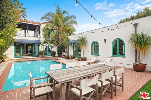 4267 Murietta Avenue, Sherman Oaks, CA 91423