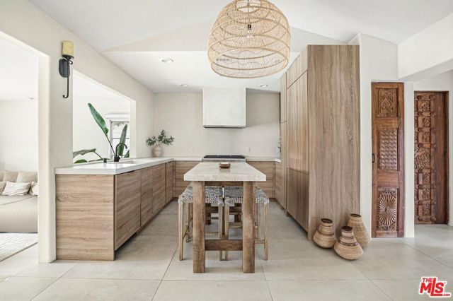 4267 Murietta Avenue, Sherman Oaks, CA 91423