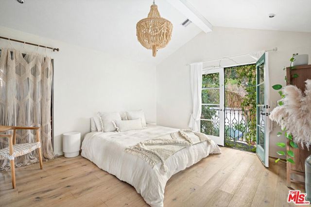 4267 Murietta Avenue, Sherman Oaks, CA 91423