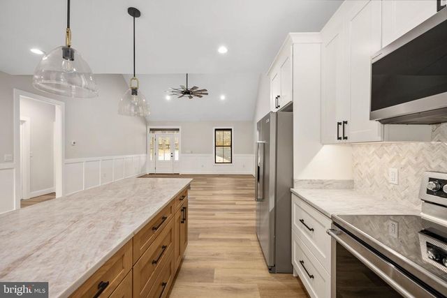 11015 EGGBORNSVILLE, Rixeyville, VA 22737