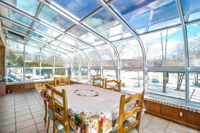 38 North Lake Shore Drive, Brookfield, CT 06804