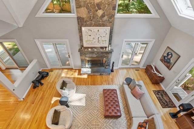 10 Wingate Ln, Acton, MA 01720