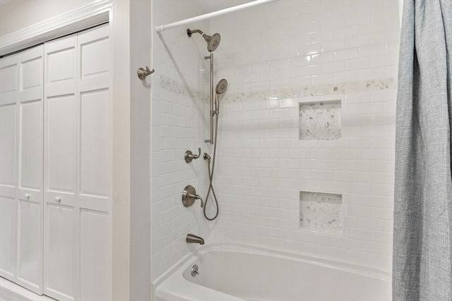 10 Wingate Ln, Acton, MA 01720