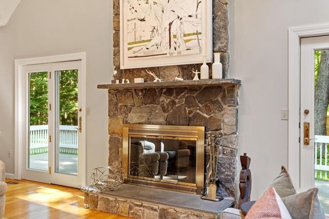 10 Wingate Ln, Acton, MA 01720