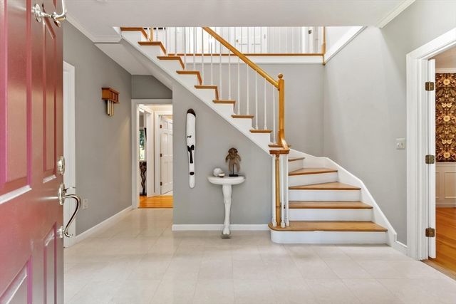10 Wingate Ln, Acton, MA 01720