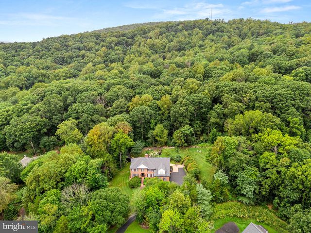 7534 CANNONEER CT E, Warrenton, VA 20186