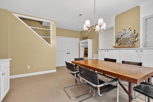 7534 CANNONEER CT E, Warrenton, VA 20186