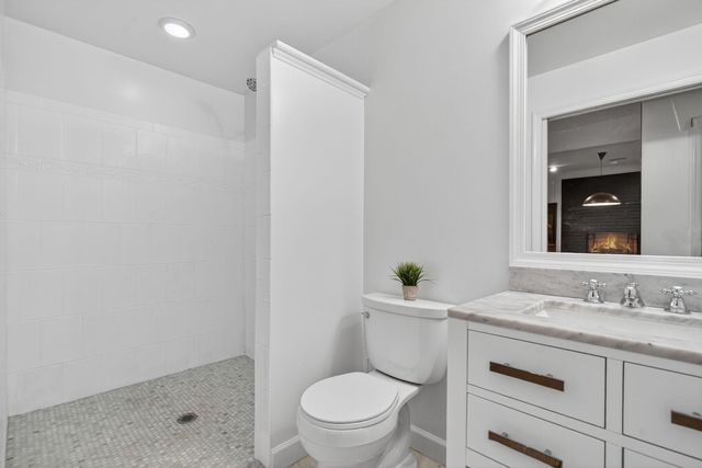 7534 CANNONEER CT E, Warrenton, VA 20186