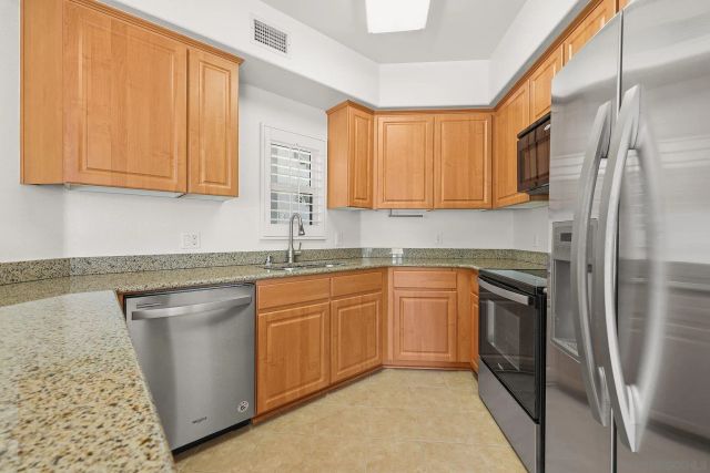2708 Lake Pointe 209, Spring Valley, CA 91977