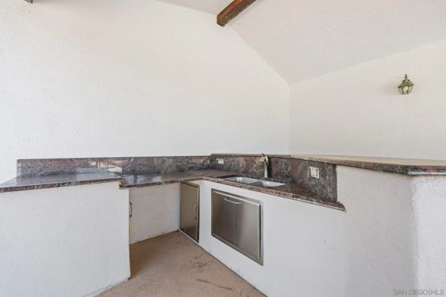 2708 Lake Pointe 209, Spring Valley, CA 91977