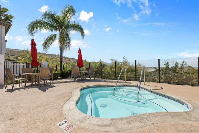 2708 Lake Pointe 209, Spring Valley, CA 91977